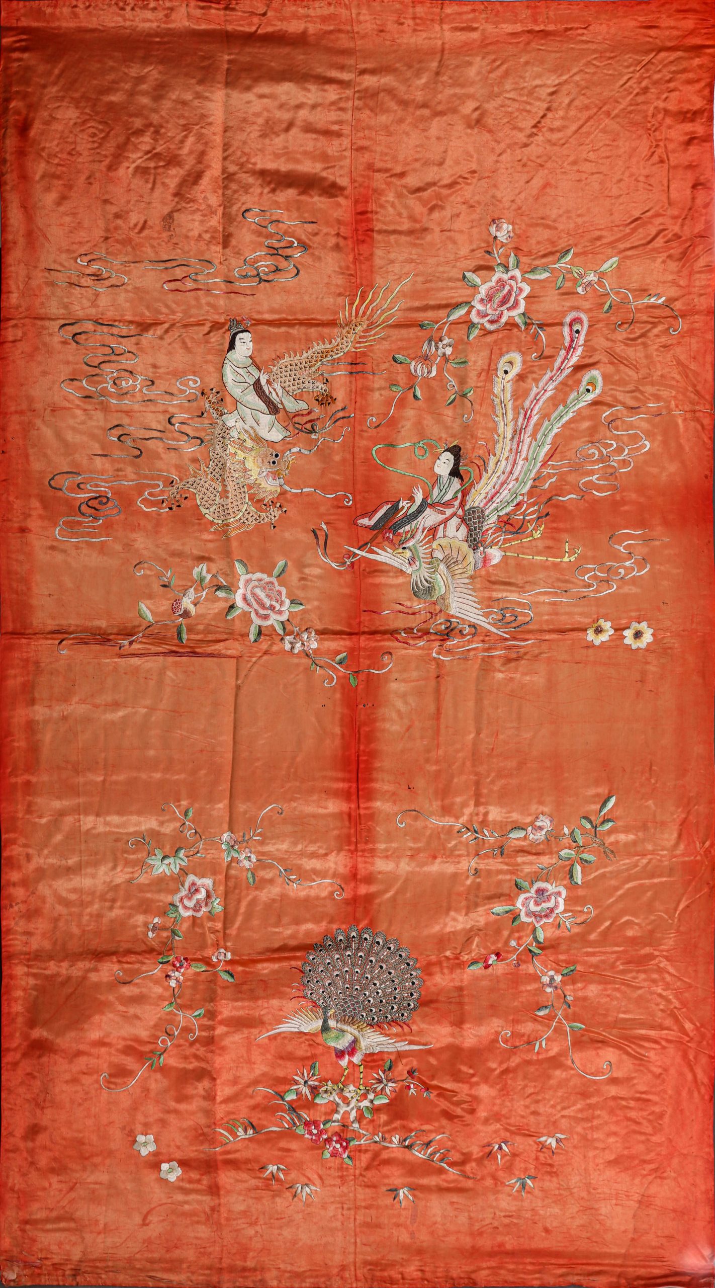 A CHINESE EMBROIDERED HANGING PANEL WITH IMMORTALS, POSSIBLY QING DYNASTY, 18TH–19TH CENTURY.