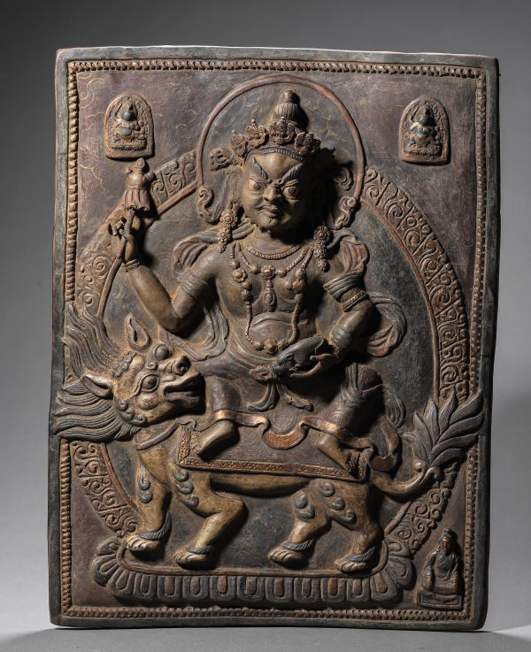 A TIBETAN GILT MUD BUDDHIST TABLET.